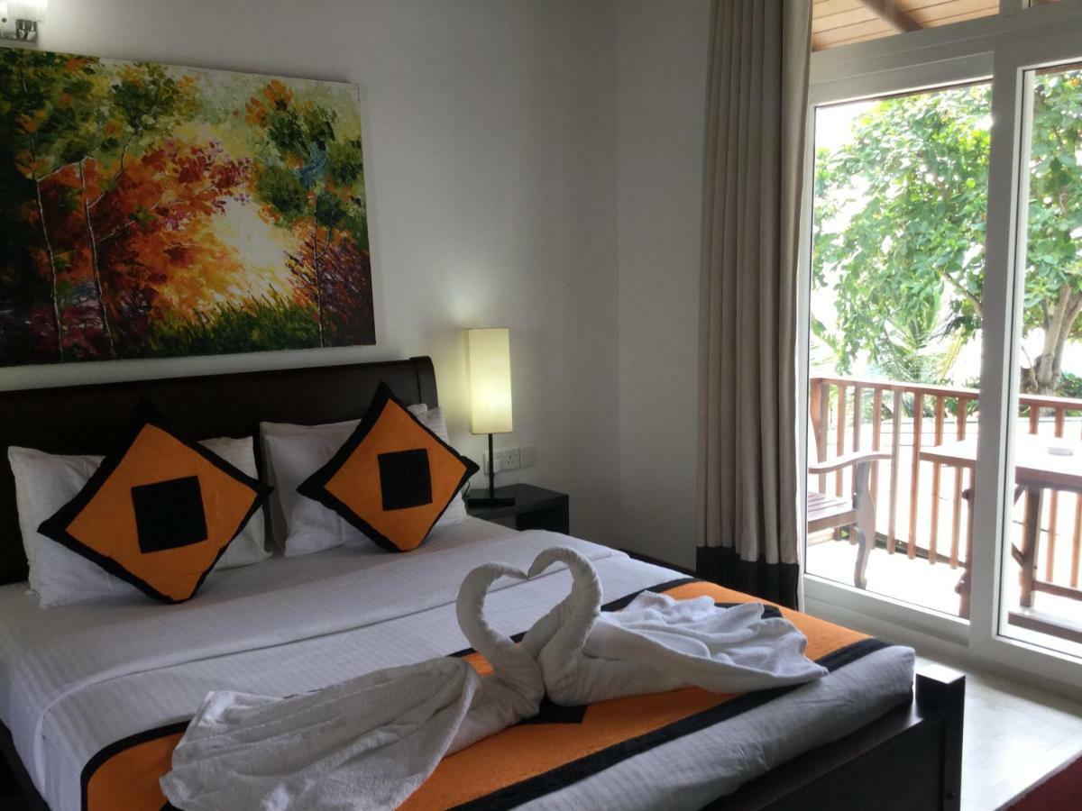 Joe'S Resort Unawatuna Eksteriør billede